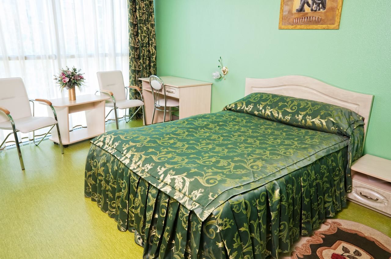 Отель Snezhnaya Koroleva Черноморск